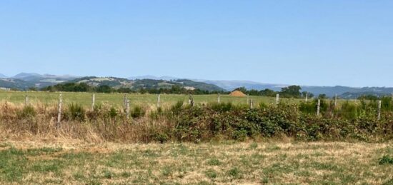 Terrain à bâtir à , Cantal