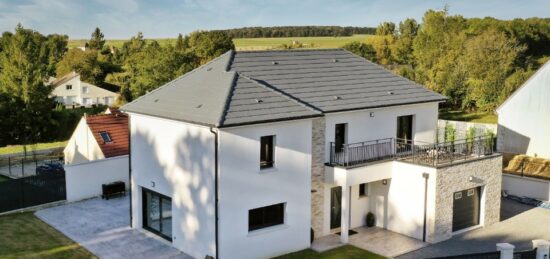 Maison neuve à Jouy-le-Moutier, Île-de-France