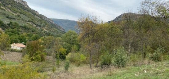 Terrain à bâtir à Sahune, Auvergne-Rhône-Alpes