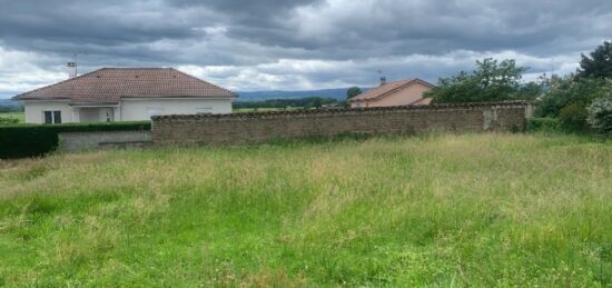 Terrain à bâtir à Cuzieu, Auvergne-Rhône-Alpes