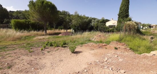 Terrain à bâtir à Cabasse, Provence-Alpes-Côte d'Azur