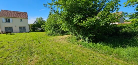 Terrain à bâtir à Fresnes-sur-Marne, Île-de-France