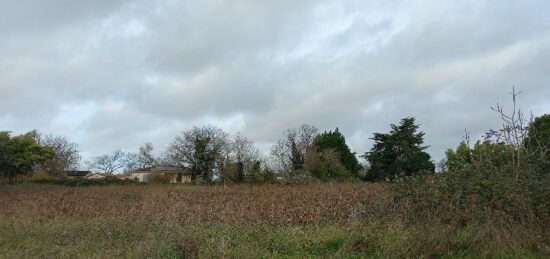 Terrain à bâtir à Montpon-Ménestérol, Nouvelle-Aquitaine