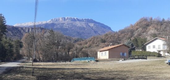 Terrain à bâtir à Sigoyer, Provence-Alpes-Côte d'Azur