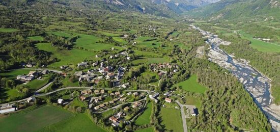 Terrain à bâtir à , Hautes-Alpes