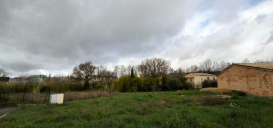 Terrain à bâtir à La Tour-d'Aigues, Provence-Alpes-Côte d'Azur