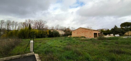 Terrain à bâtir à , Vaucluse