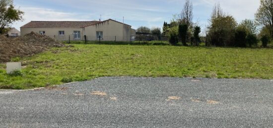 Terrain à bâtir à Saintes, Nouvelle-Aquitaine