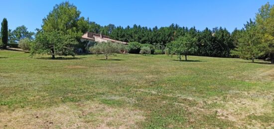 Terrain à bâtir à Pierrevert, Provence-Alpes-Côte d'Azur