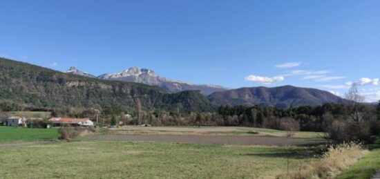 Terrain à bâtir à Le Brusquet, Provence-Alpes-Côte d'Azur