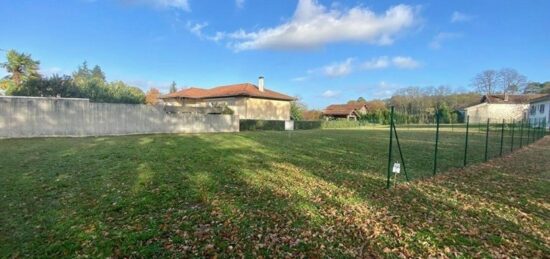 Terrain à bâtir à Laglorieuse, Nouvelle-Aquitaine