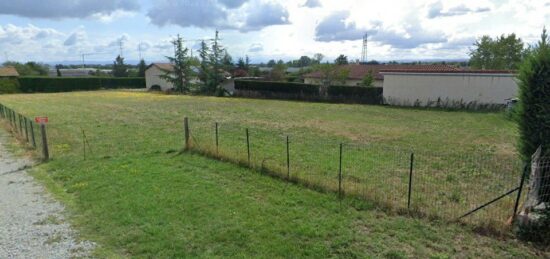 Terrain à bâtir à , Loire