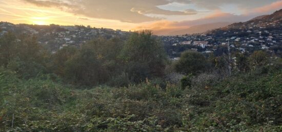 Terrain à bâtir à Vence, Provence-Alpes-Côte d'Azur