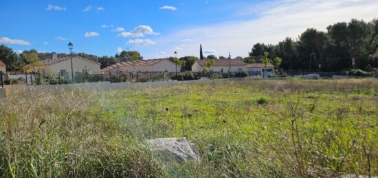 Terrain à bâtir à , Vaucluse