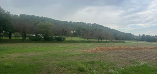 Terrain à bâtir à Fontvieille, Provence-Alpes-Côte d'Azur