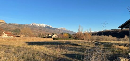 Terrain à bâtir à , Hautes-Alpes