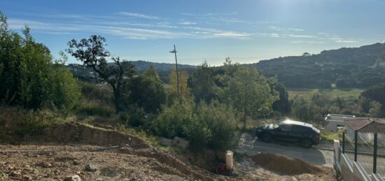 Terrain à bâtir à Jouy-le-Moutier, Île-de-France