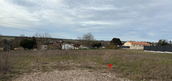 Terrain à bâtir à , Charente