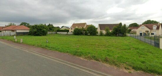 Terrain à bâtir à Saint-Symphorien-le-Château, Centre-Val de Loire