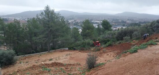 Terrain à bâtir à Cuers, Provence-Alpes-Côte d'Azur