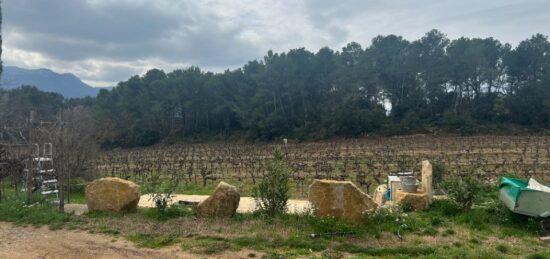 Terrain à bâtir à Pourrières, Provence-Alpes-Côte d'Azur